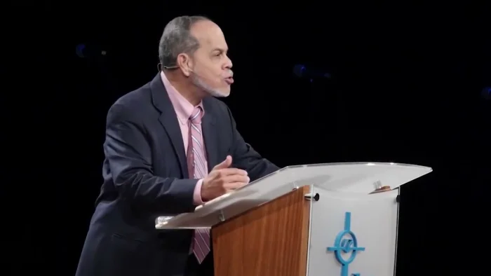 Creciendo juntos en la presencia de Dios