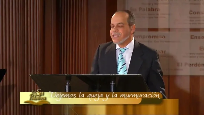 Dejemos la queja y la murmuración